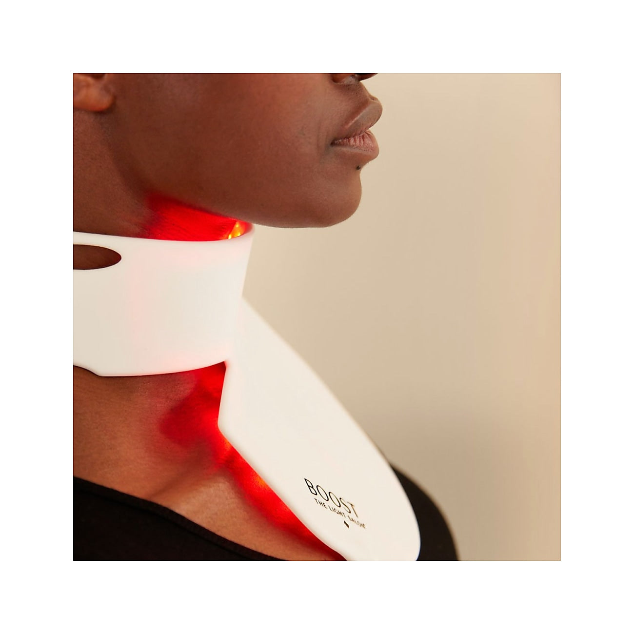 Boost LED Décolletage Bib