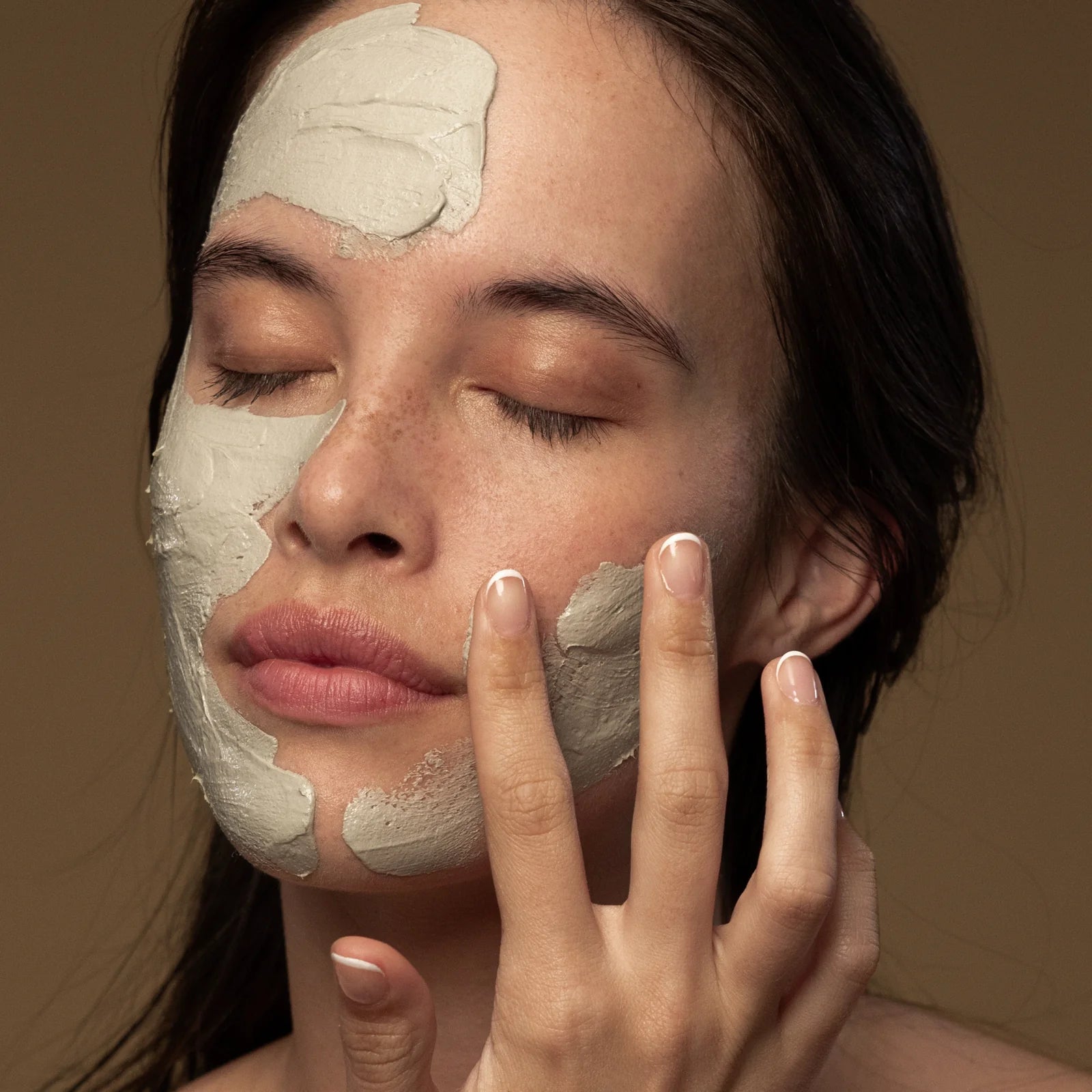 Masque de boue éclaircissant Halo Skin