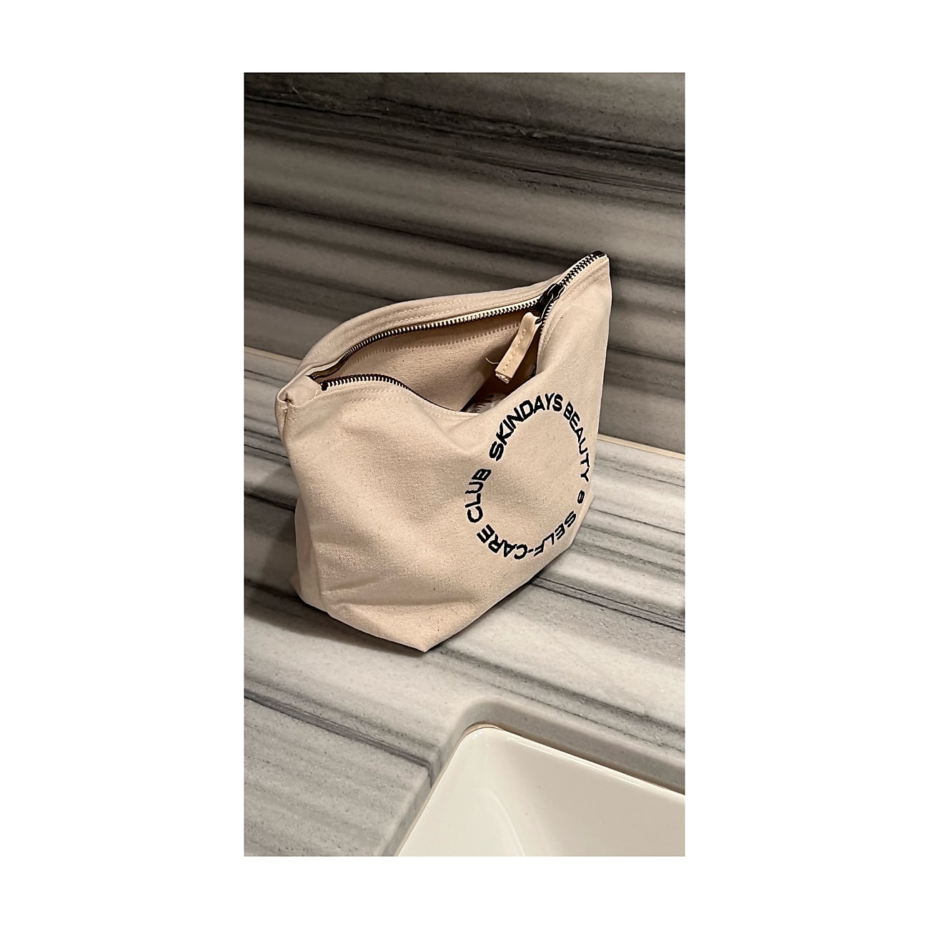 Skindays On The Go Pouch