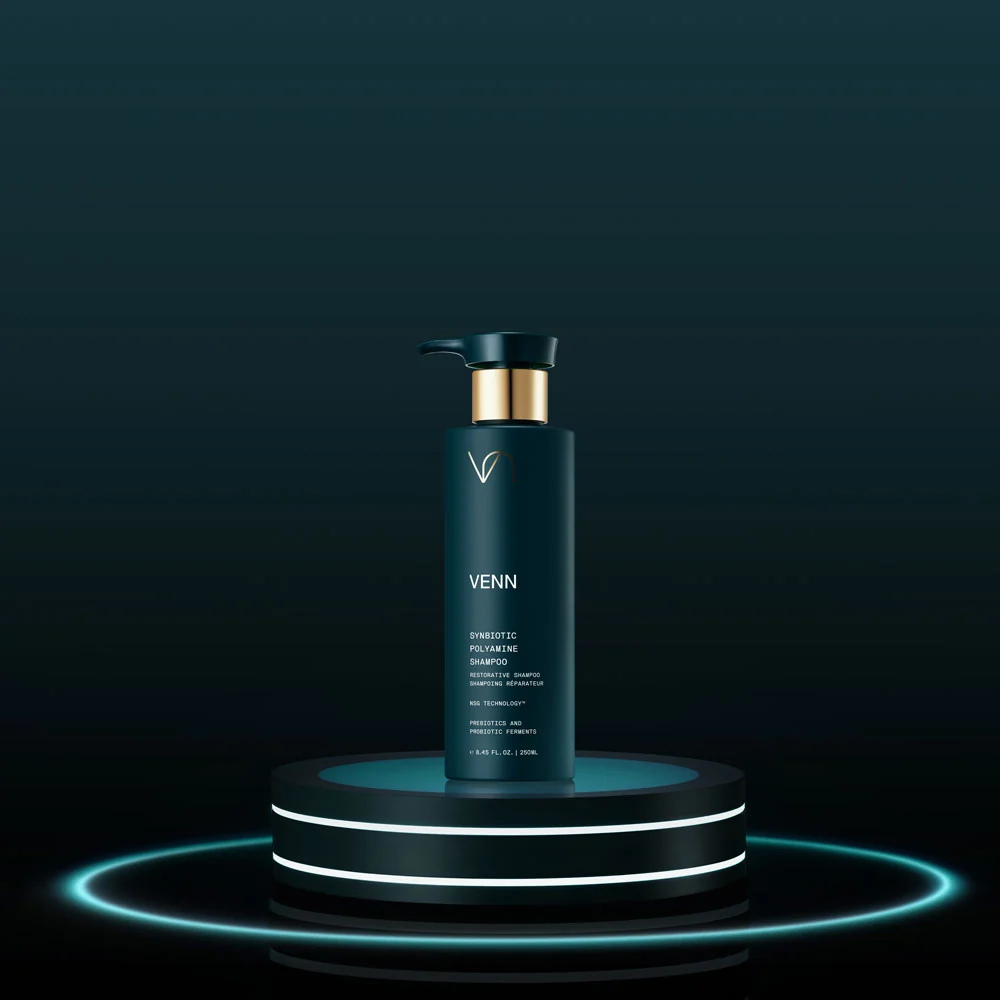 Shampooing aux polyamines et aux synbiotiques